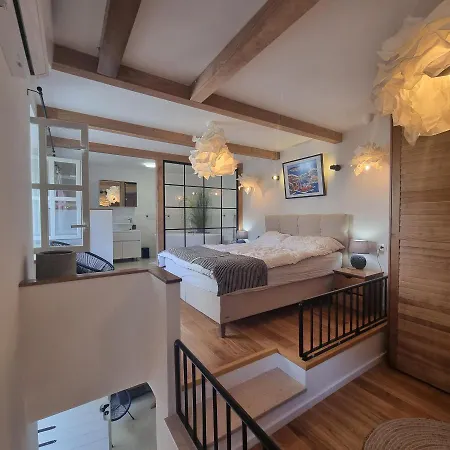 Captain Kor Apartment